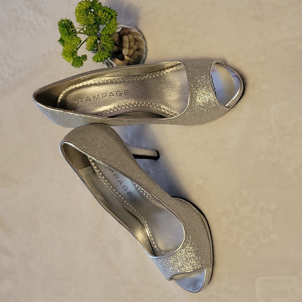 Rampage peep toe womens heels